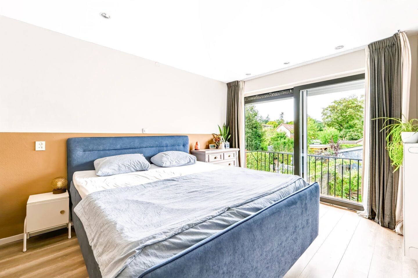 Tussenwoning te koop: Schubertlaan 40, Apeldoorn