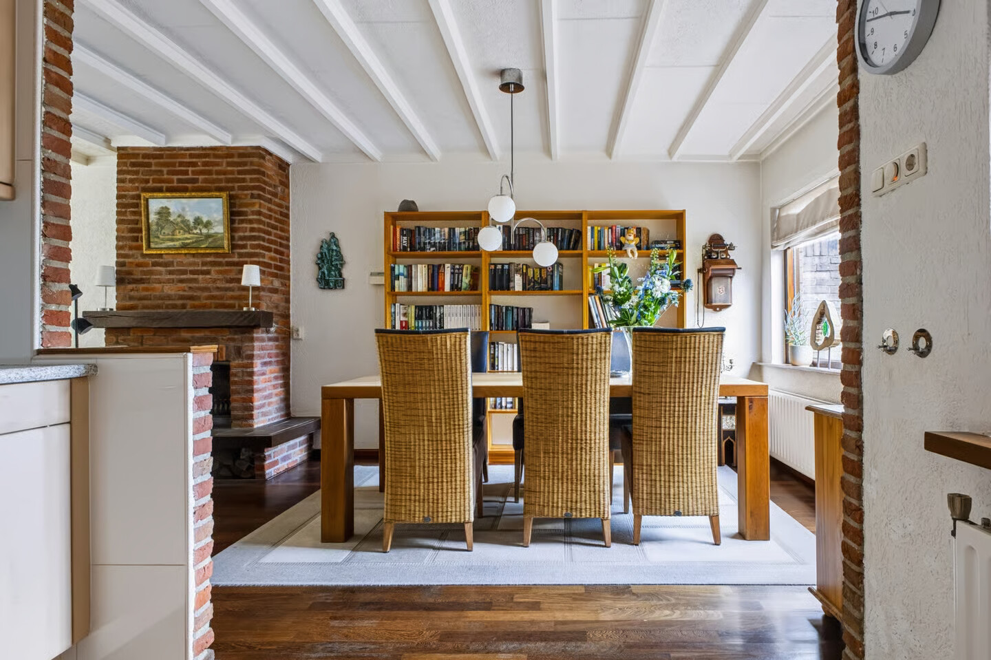 Tussenwoning te koop: Strausslaan 43, Apeldoorn