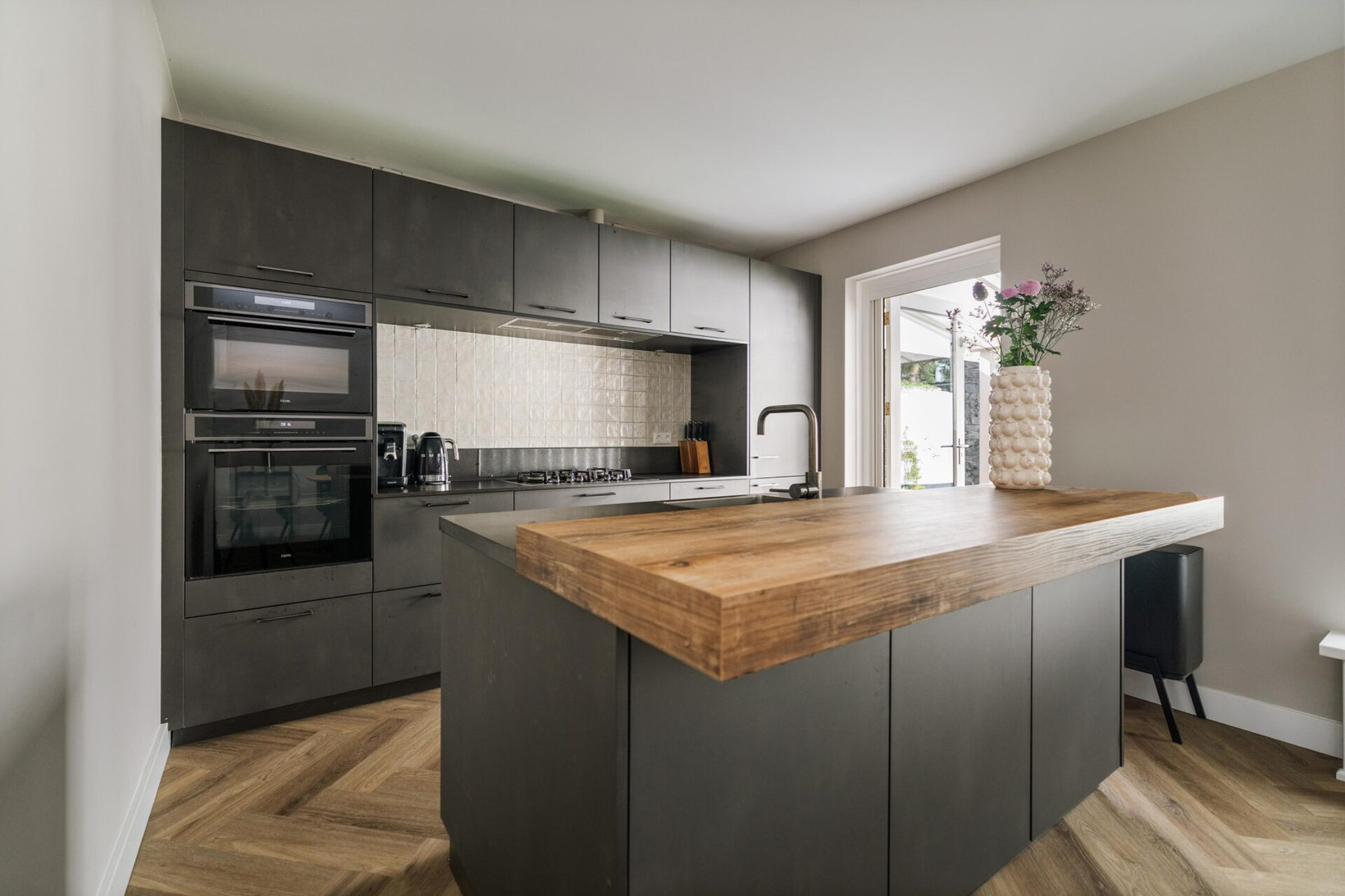 Tussenwoning te koop: Amer 6, Apeldoorn