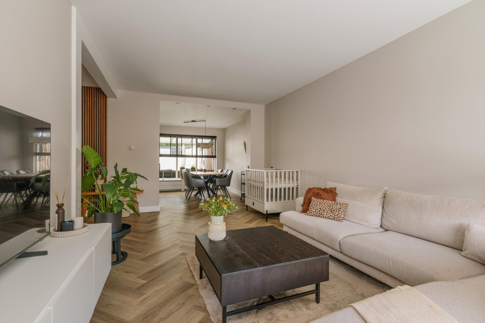 Tussenwoning te koop: Amer 6, Apeldoorn