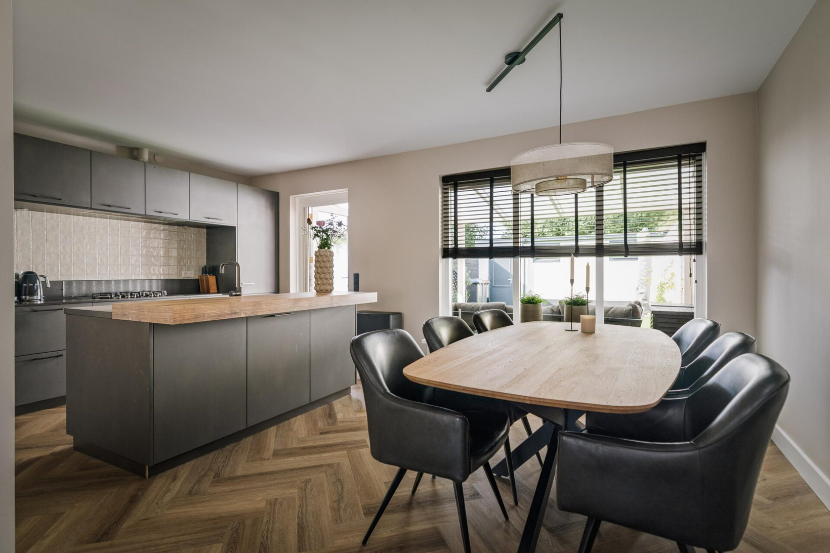 Tussenwoning te koop: Amer 6, Apeldoorn