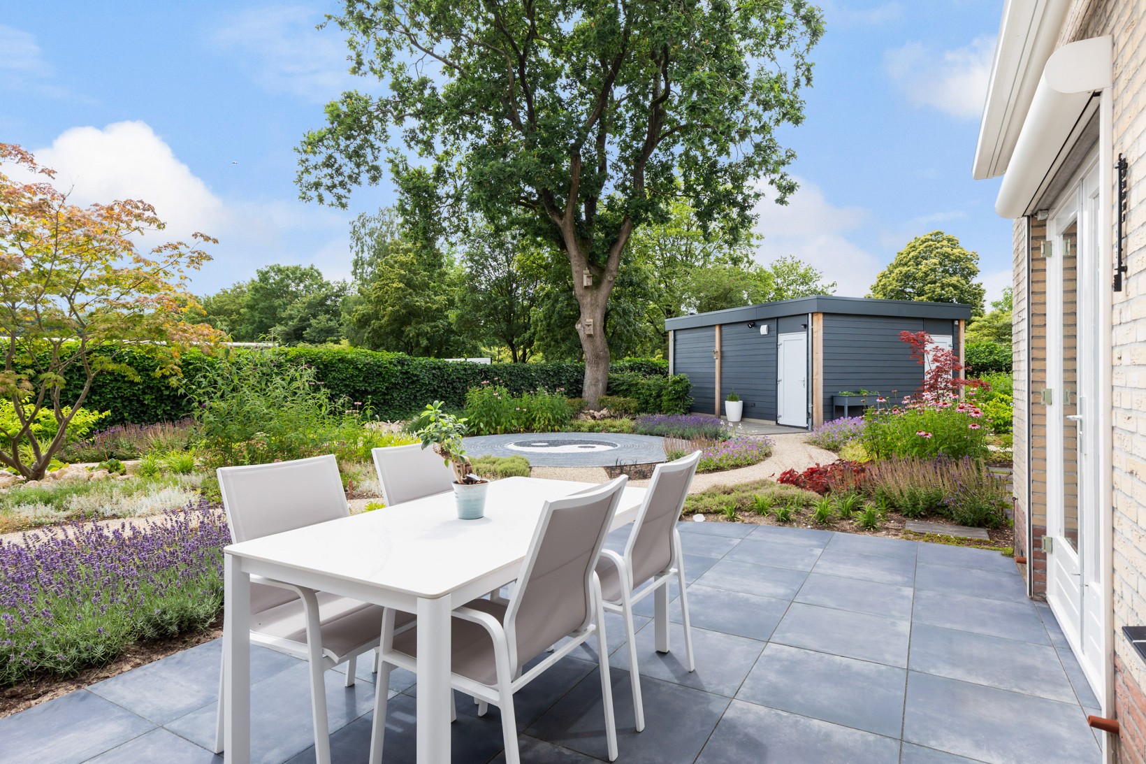 Hoekwoning te koop: Arie Liemanlaan 37, Apeldoorn