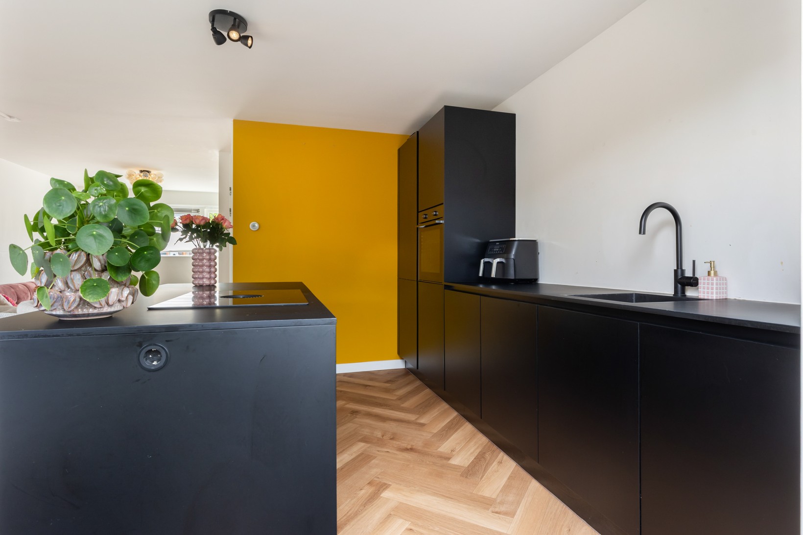 Hoekwoning te koop: Titaniumstraat 3, Apeldoorn