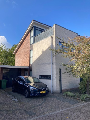 Titaniumstraat 8