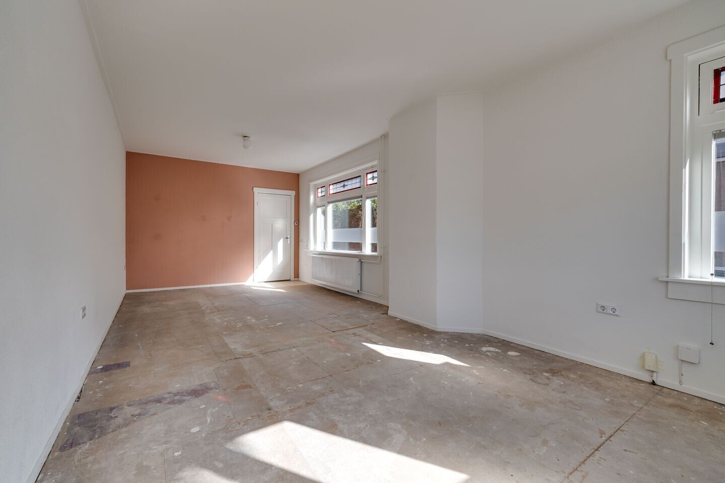 Twee-onder-één-kap te koop: Eendrachtstraat 60, Apeldoorn