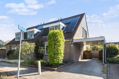 Van Roekelw. 48