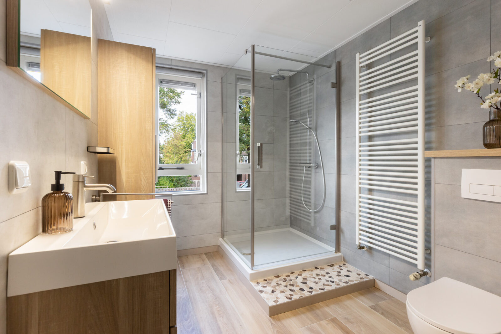 Tussenwoning te koop: De Haardstede 9, Apeldoorn
