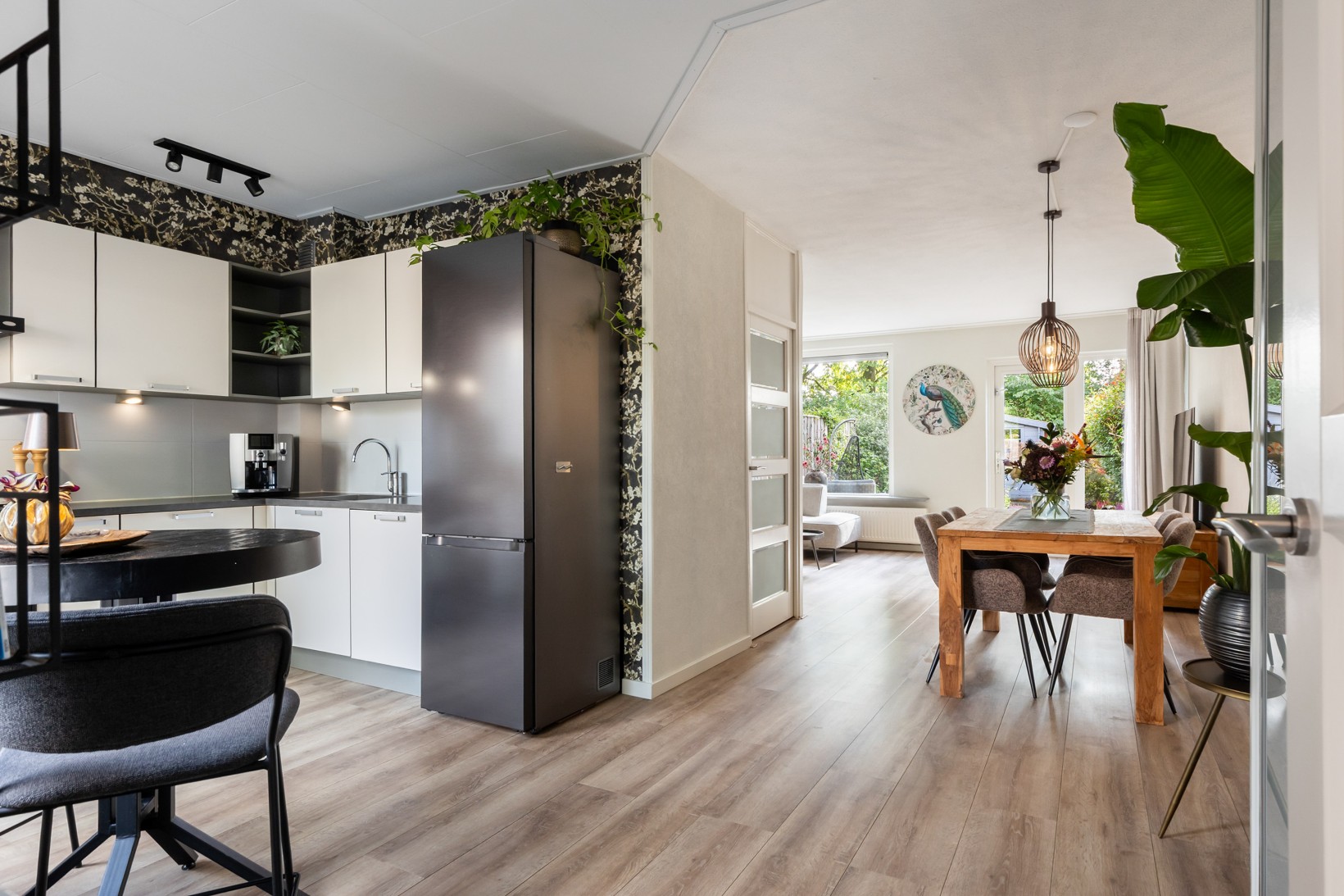Tussenwoning te koop: De Haardstede 9, Apeldoorn