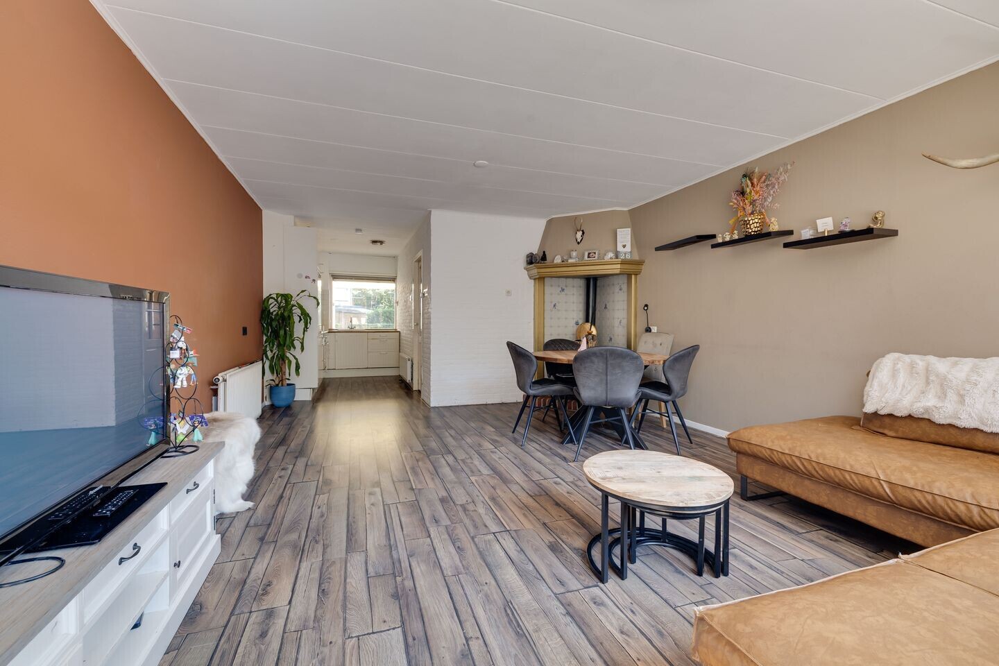 Tussenwoning te koop: Schoolbeek 4, Ugchelen