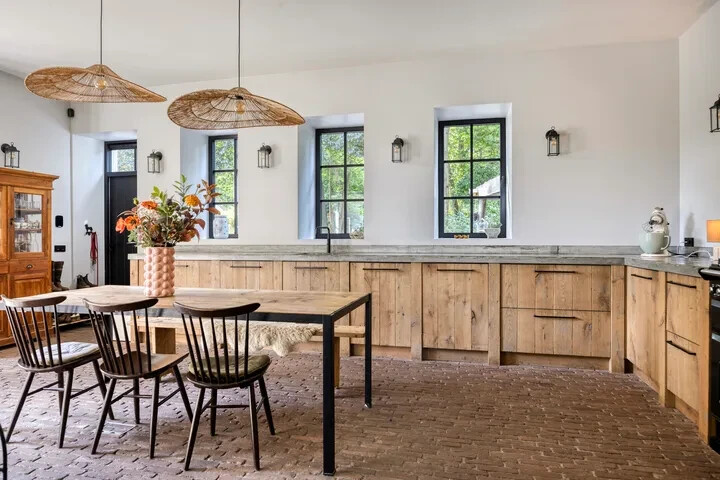 Vrijstaande woning te koop: Hoenderloseweg 145, Ugchelen