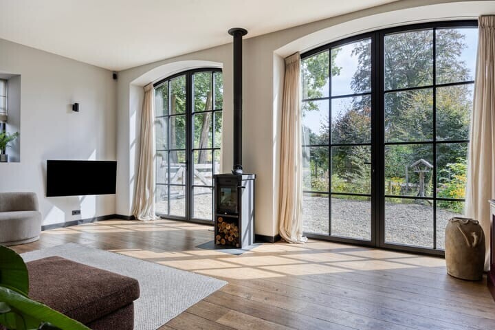 Vrijstaande woning te koop: Hoenderloseweg 145, Ugchelen
