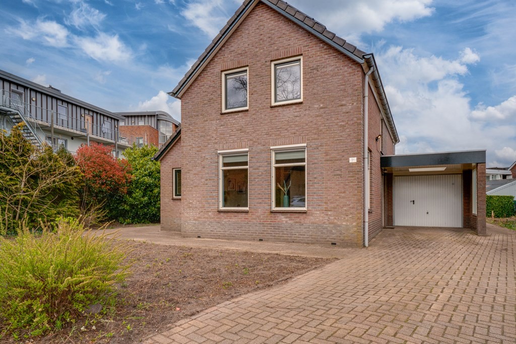 Vrijstaande woning te koop: Reuweg 1A, Loenen