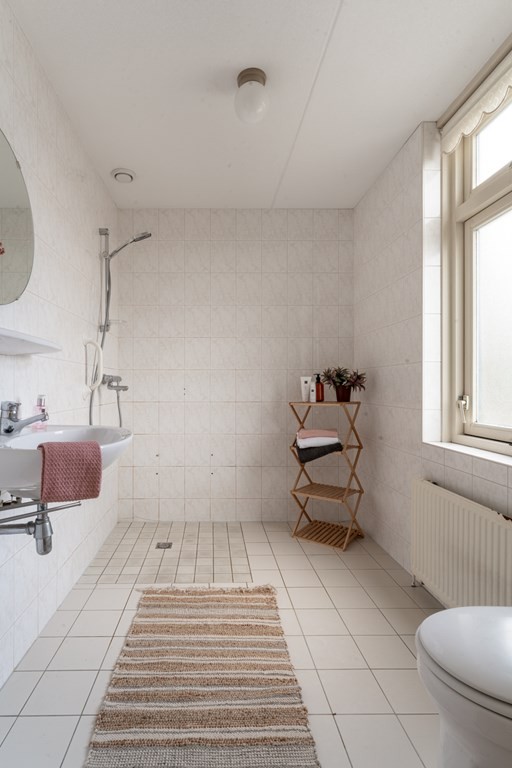 Vrijstaande woning te koop: Reuweg 1A, Loenen