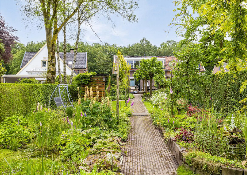 Twee-onder-één-kap te koop: Hoofdweg 70, Klarenbeek