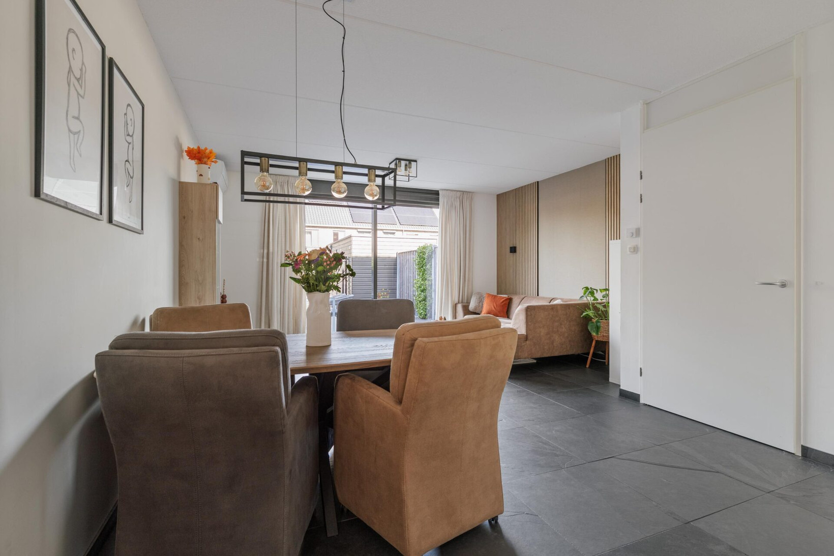 Tussenwoning te koop: Abraham Kuyperstraat 23, Twello