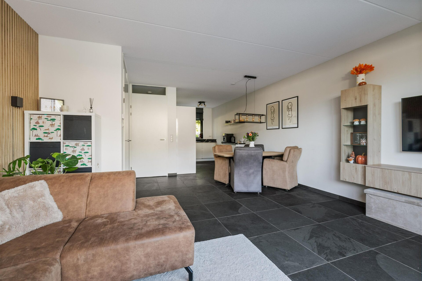 Tussenwoning te koop: Abraham Kuyperstraat 23, Twello