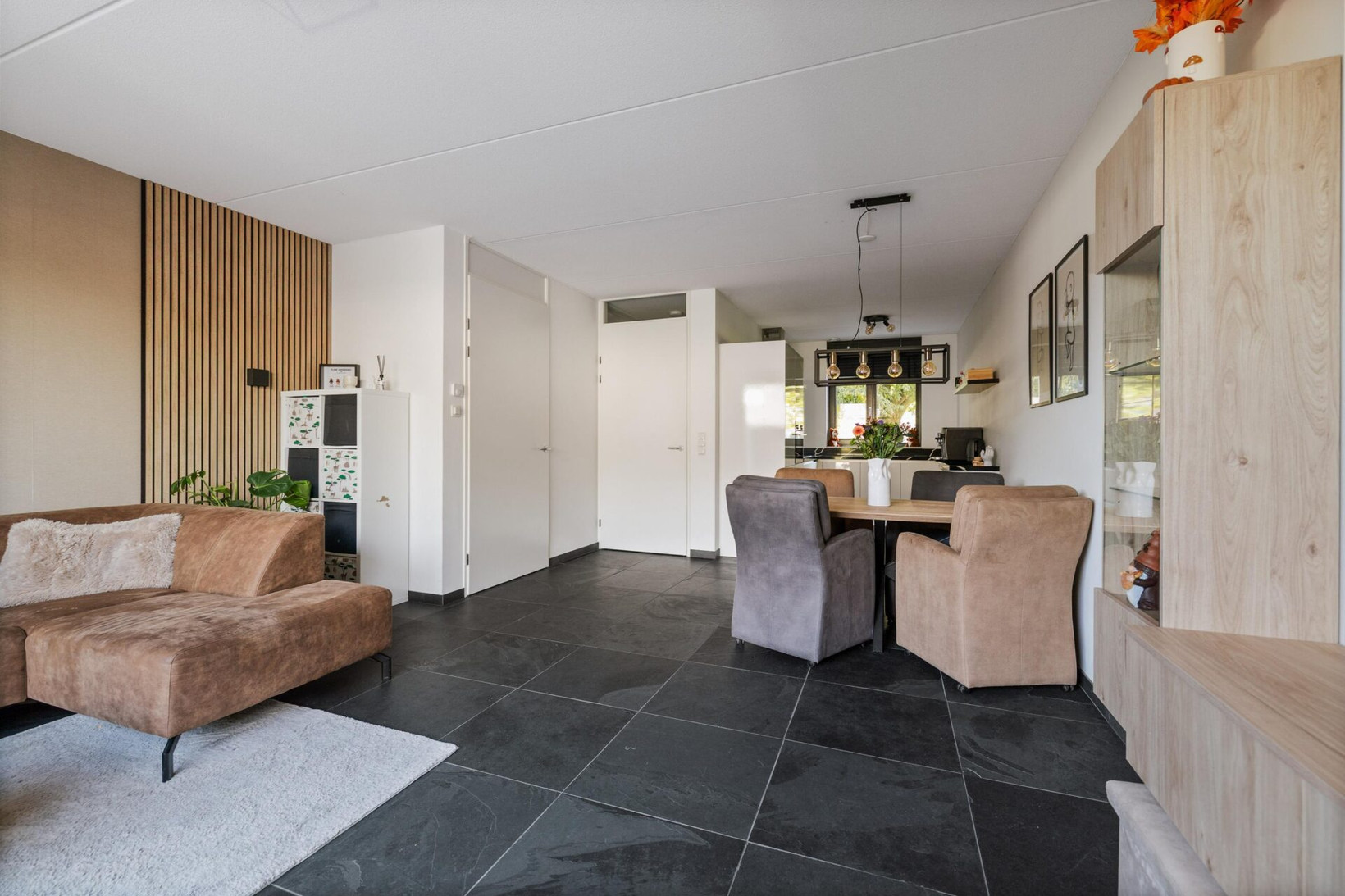Tussenwoning te koop: Abraham Kuyperstraat 23, Twello