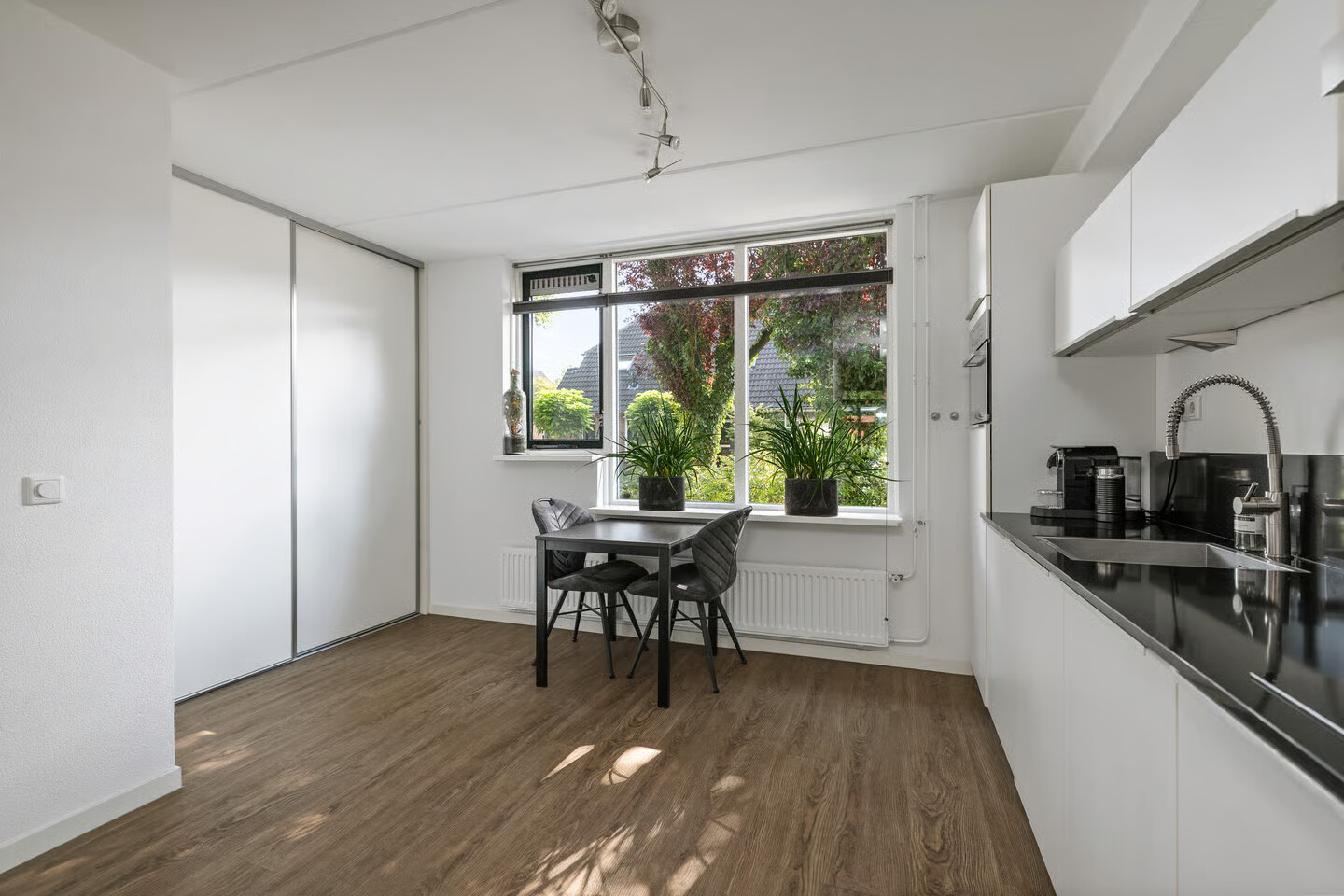 Tussenwoning te koop: Vivaldistraat 22, Twello