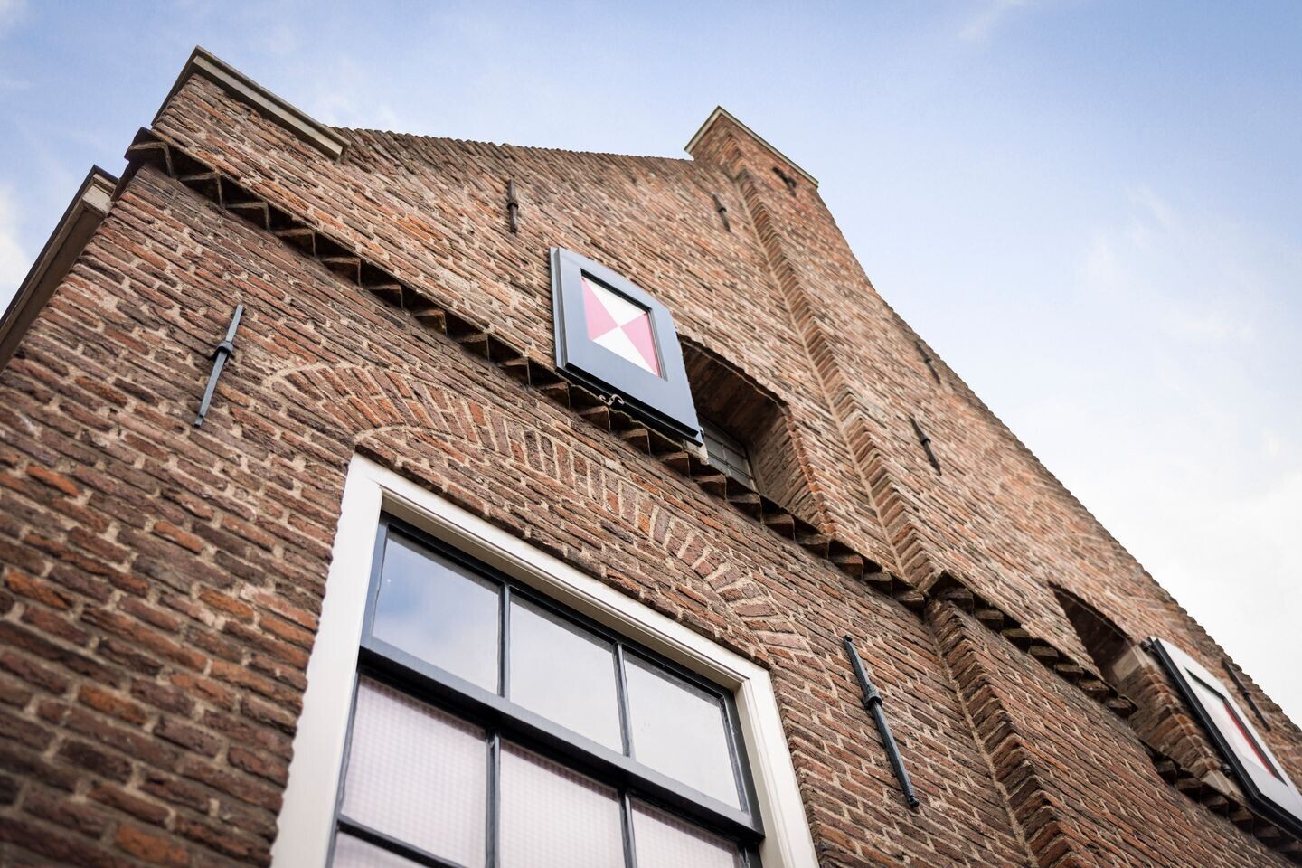 Twee-onder-één-kap te koop: Muntengang 4, Deventer