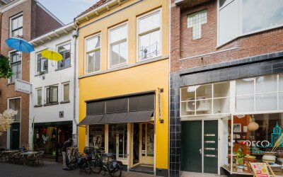 Grote Overstraat 73