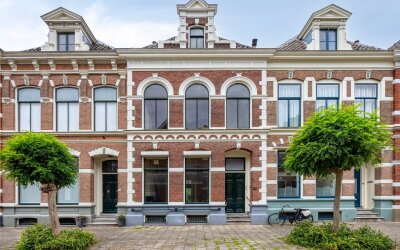 Graaf van Burenstraat 30