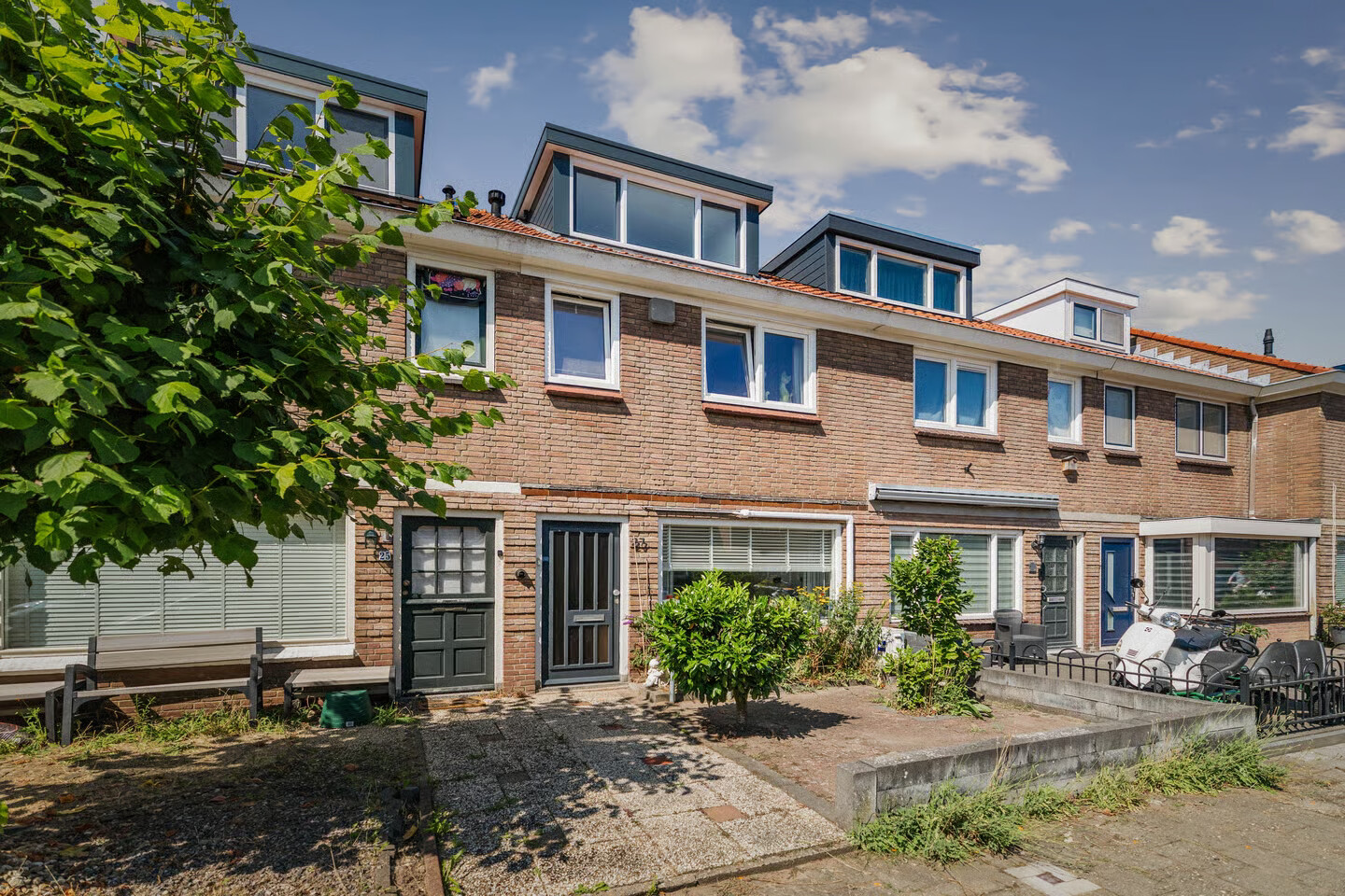 Hoekwoning te koop: Cartesiusstraat 27, Deventer