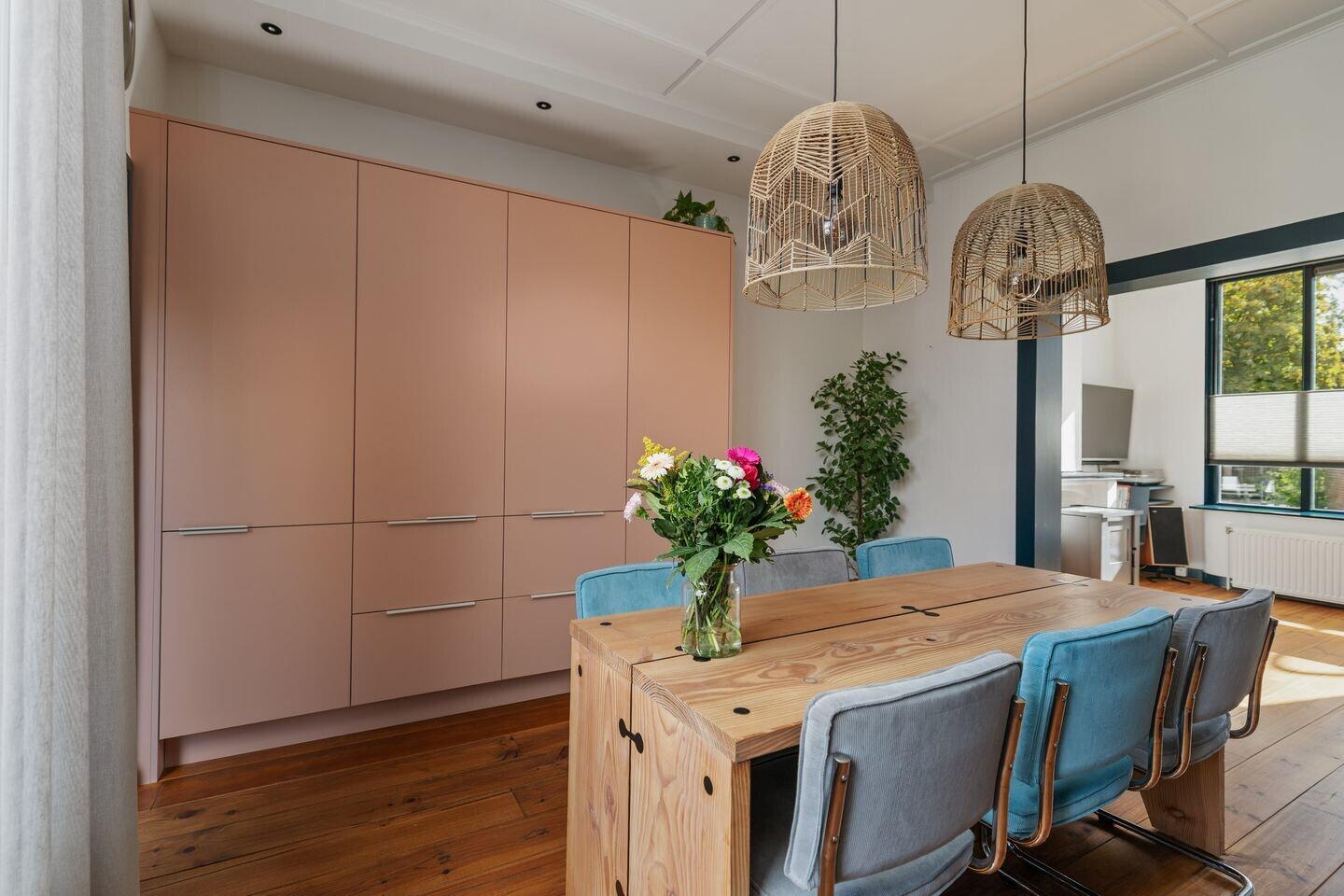 Hoekwoning te koop: Het Groene Dijkje 25, Deventer