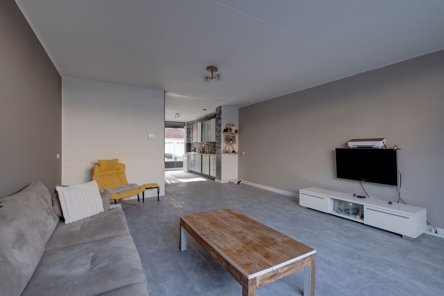Tussenwoning te koop: Middelweg 12, Deventer