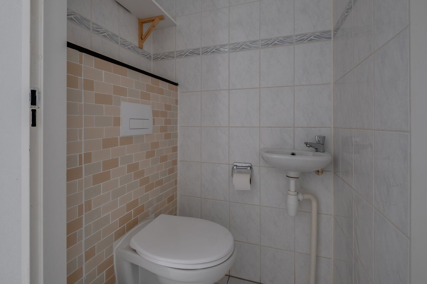 Tussenwoning te koop: Middelweg 12, Deventer