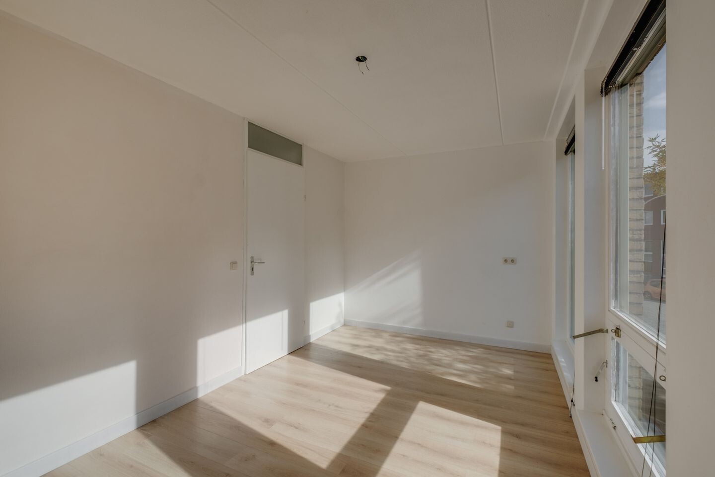 Tussenwoning te koop: Middelweg 12, Deventer