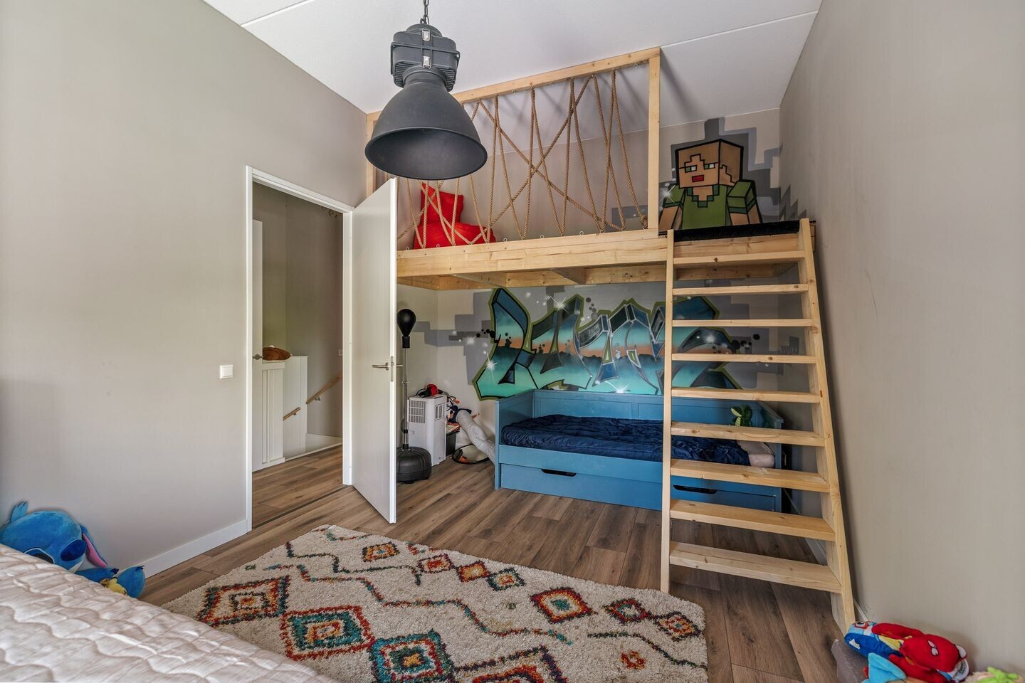 Tussenwoning te koop: H.J.Ph. Fesevurstraat 19, Deventer