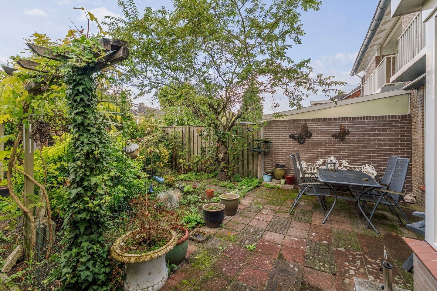 Twee-onder-één-kap te koop: Van Oldenielstraat 7, Deventer
