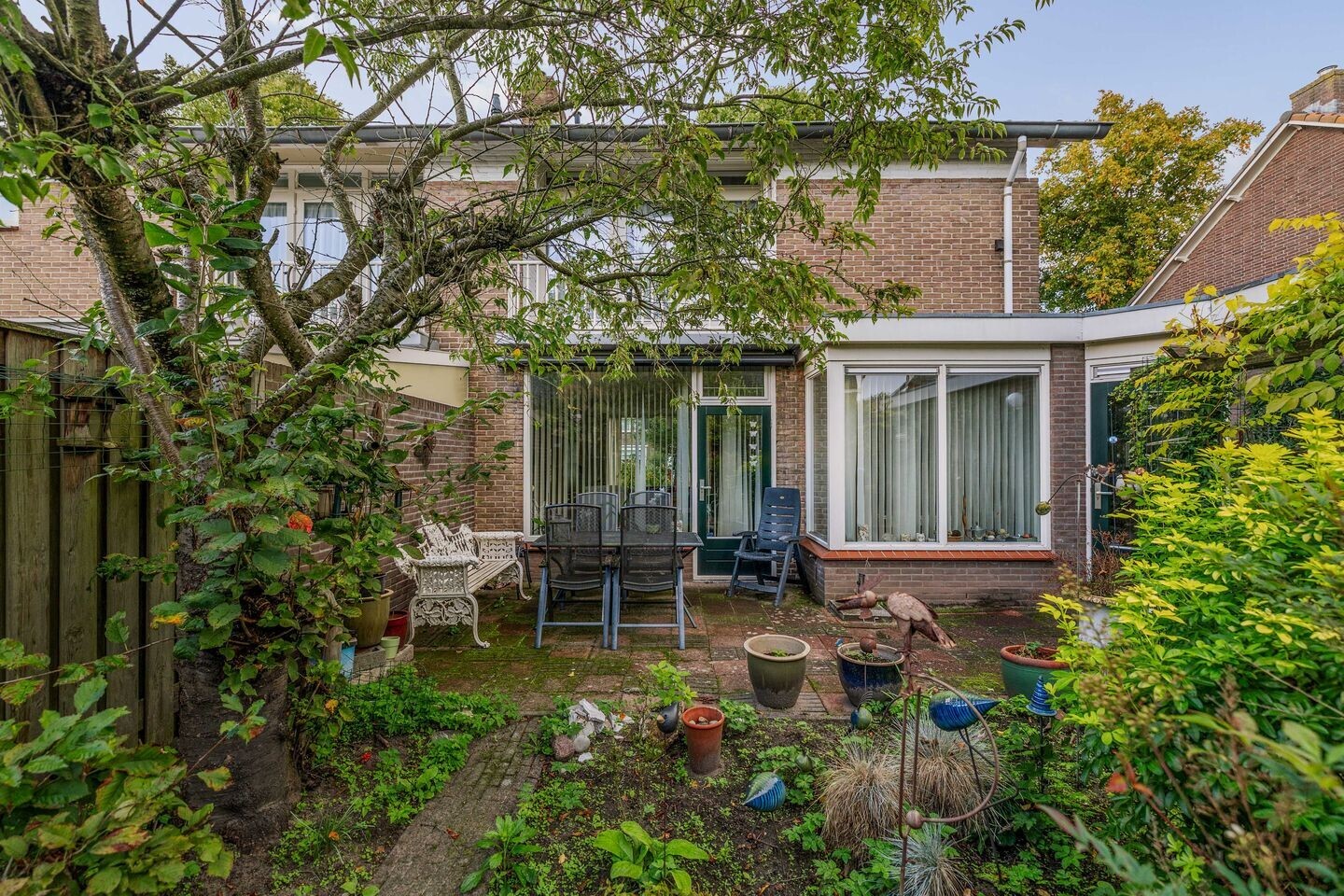 Twee-onder-één-kap te koop: Van Oldenielstraat 7, Deventer