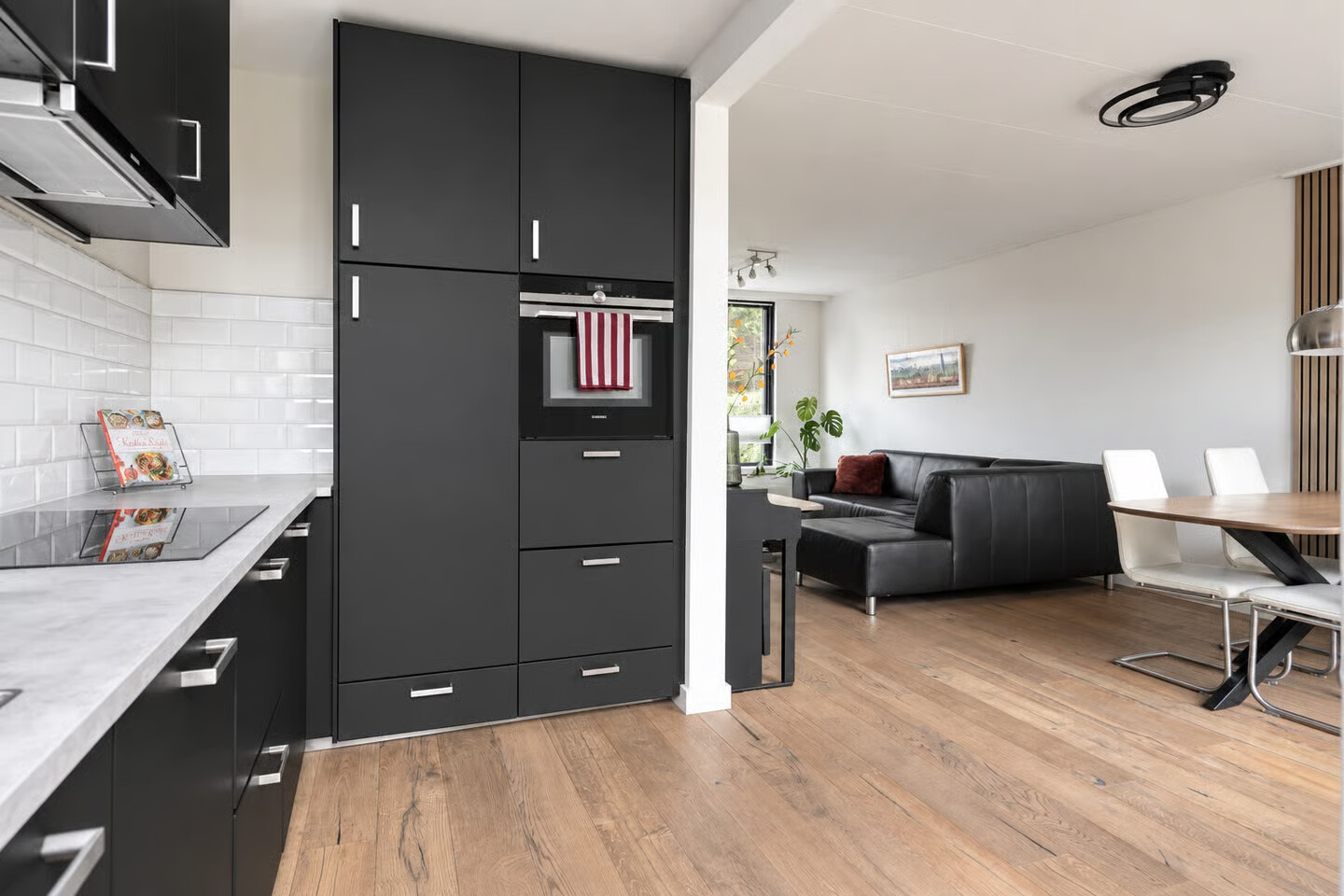 Tussenwoning te koop: Kosterstraat 10, Deventer