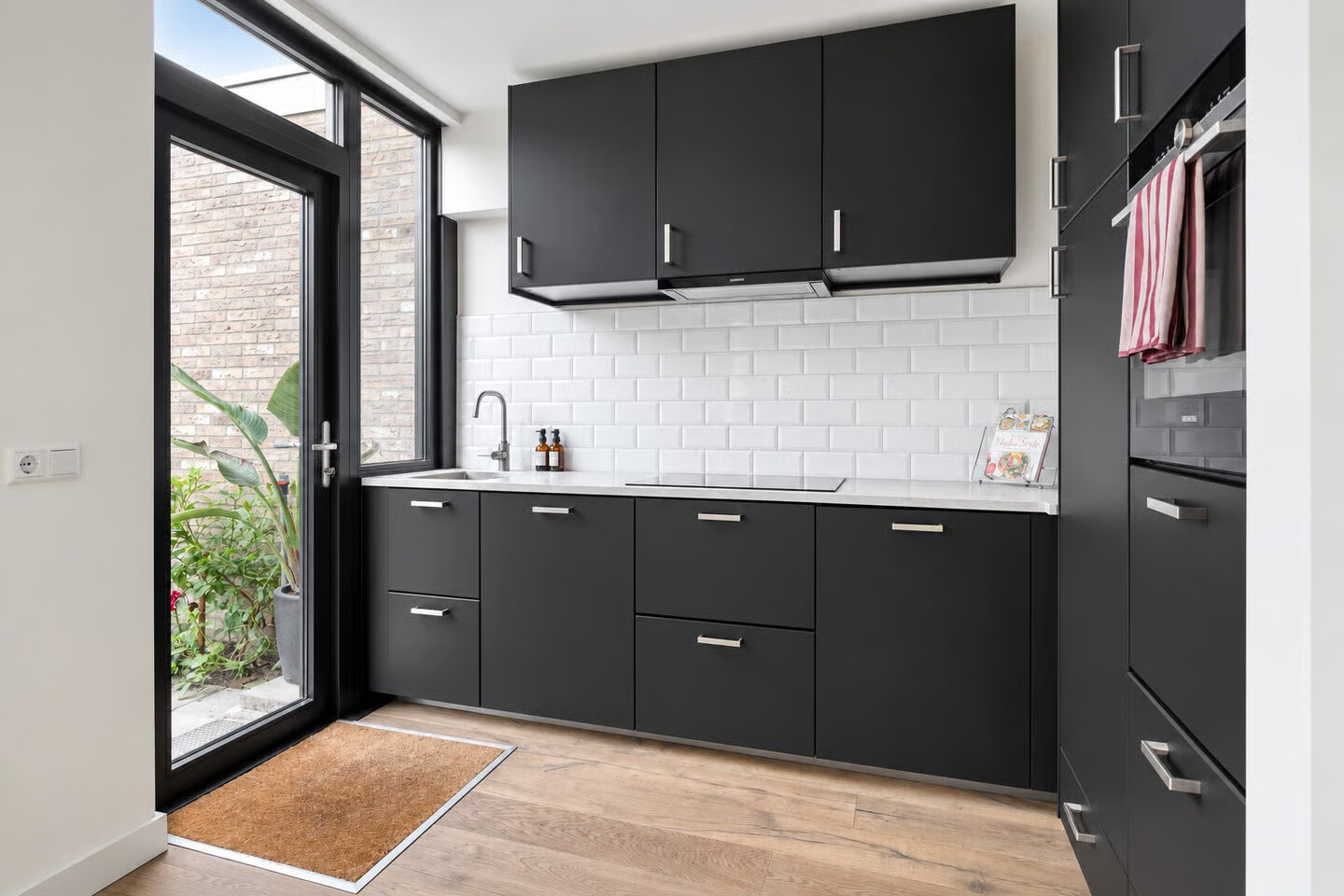 Tussenwoning te koop: Kosterstraat 10, Deventer