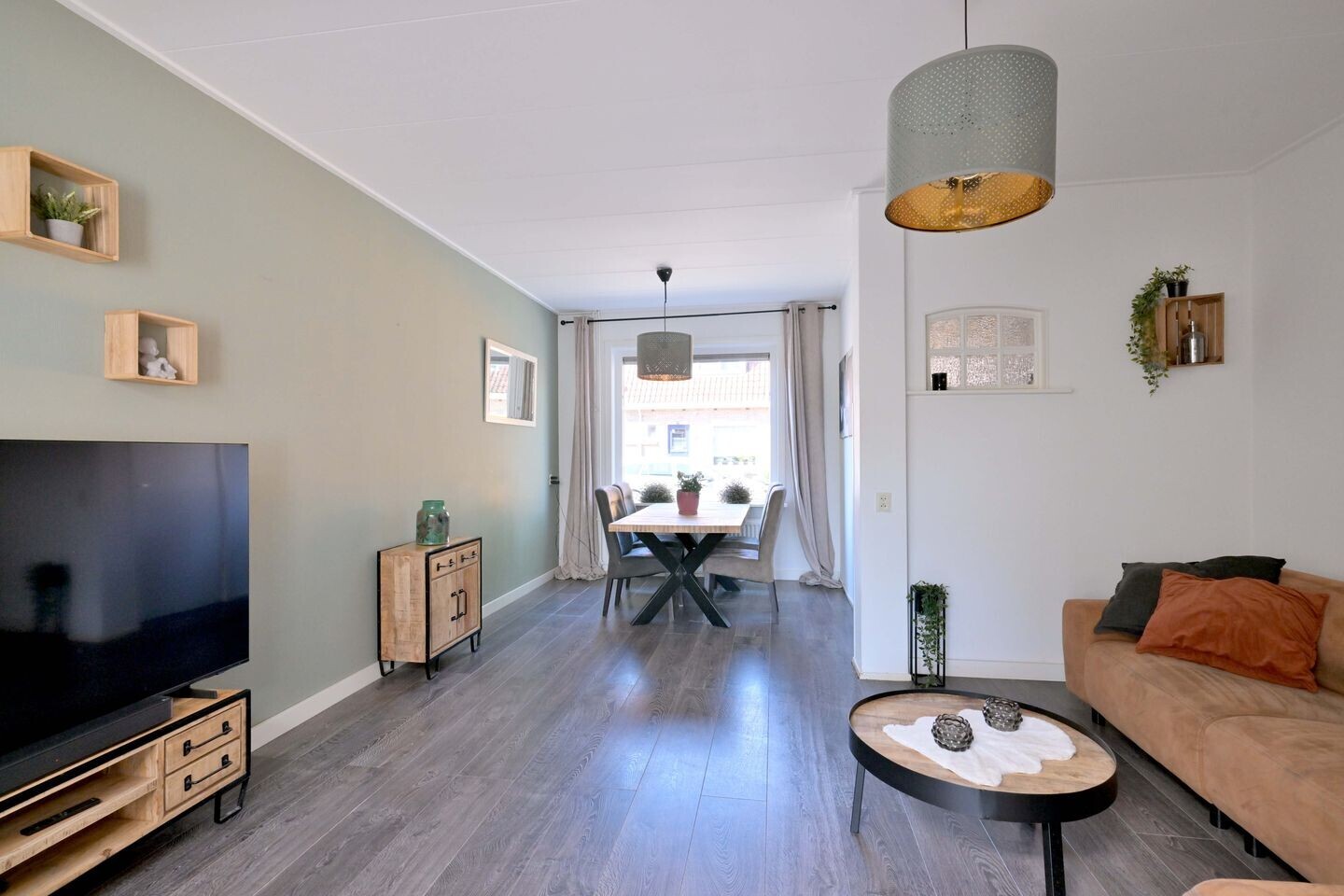 Tussenwoning te koop: Putmanstraat 62, Deventer