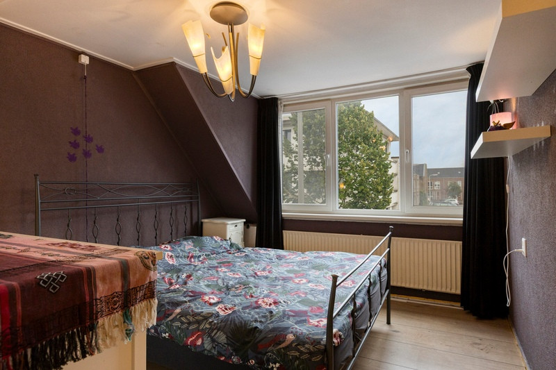 Hoekwoning te koop: Veenweg 100, Deventer