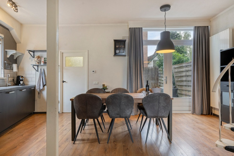 Hoekwoning te koop: Veenweg 100, Deventer