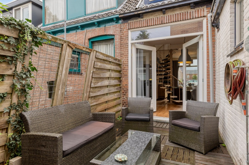 Hoekwoning te koop: Veenweg 100, Deventer