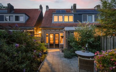 Tjoenerstraat 18