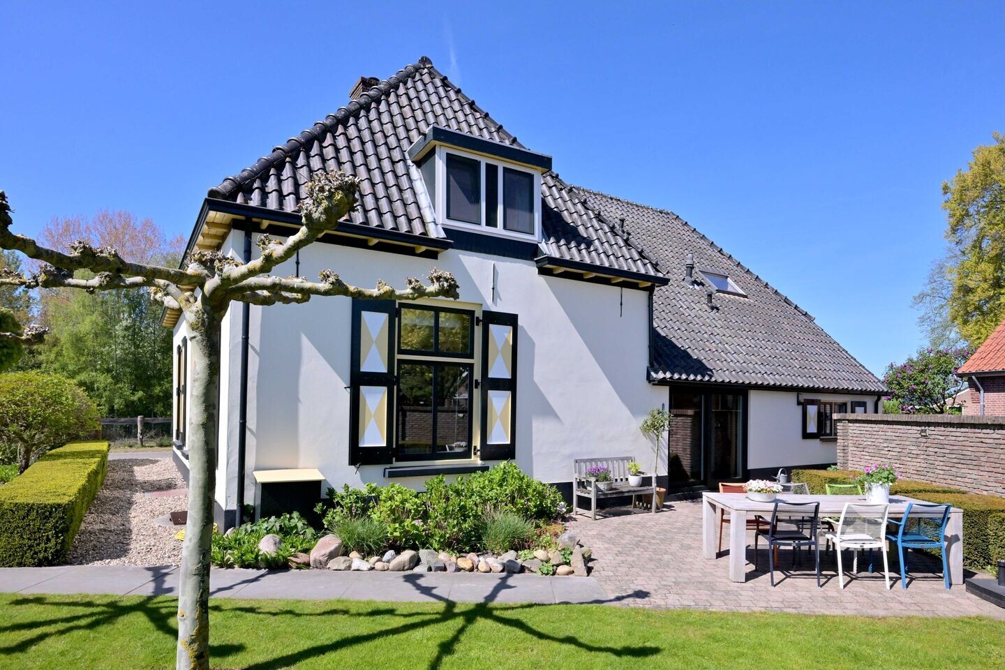 Vrijstaande woning te koop: Lage Weteringsweg 15, Deventer