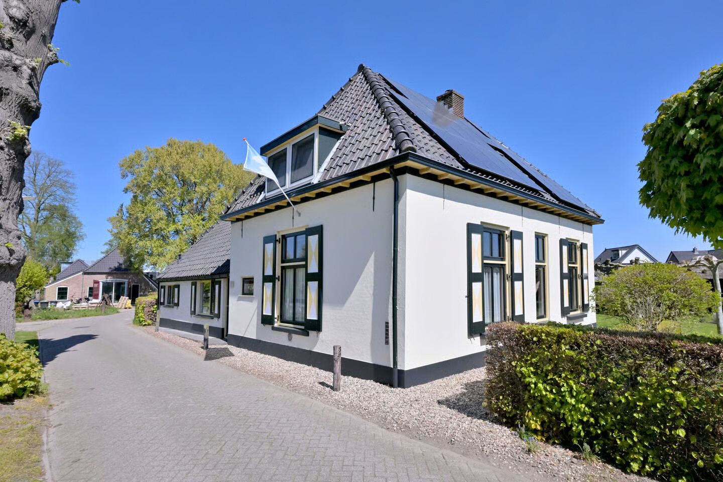 Vrijstaande woning te koop: Lage Weteringsweg 15, Deventer