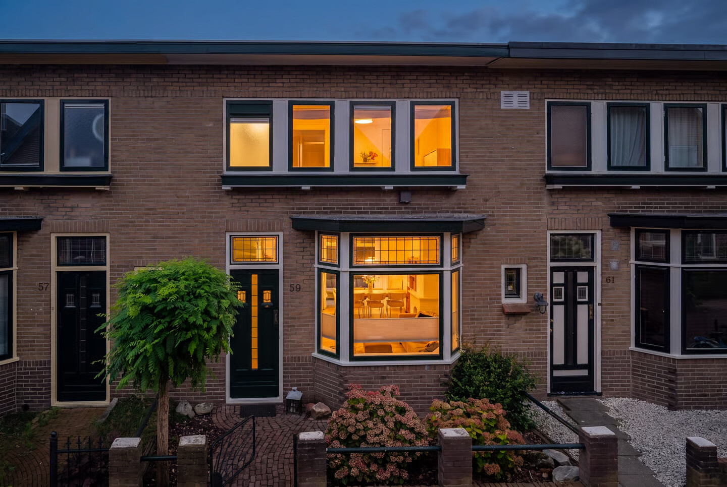 Tussenwoning te koop: Bloemstraat 59, Deventer
