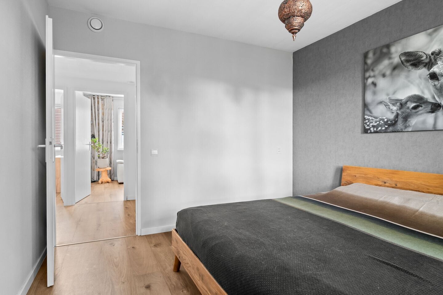 Tussenwoning te koop: Esdoornlaan 29, Deventer