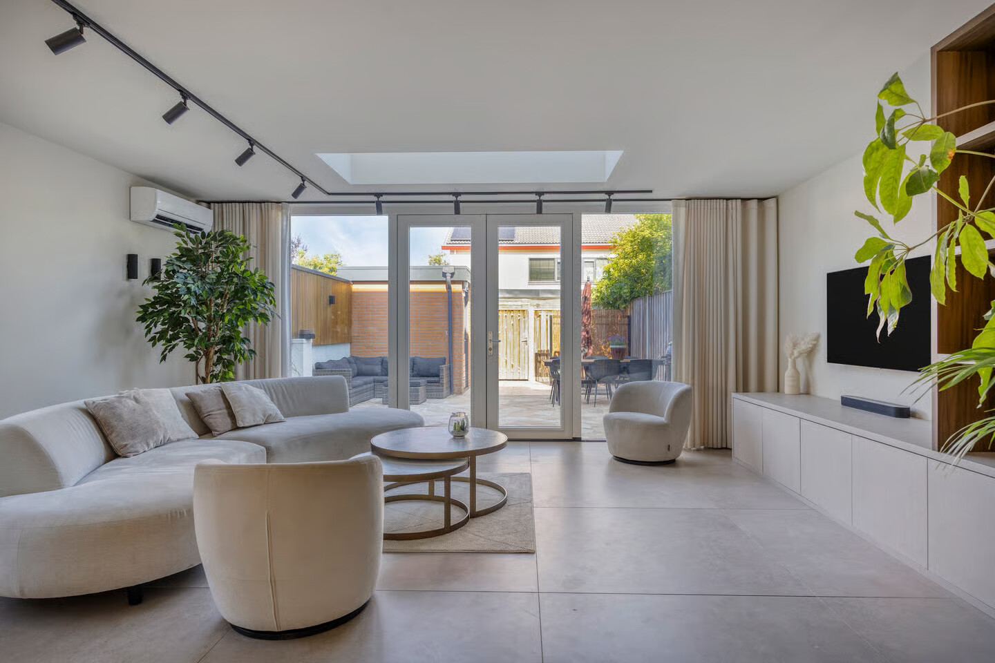 Hoekwoning te koop: Aletta Jacobsstraat 36, Deventer
