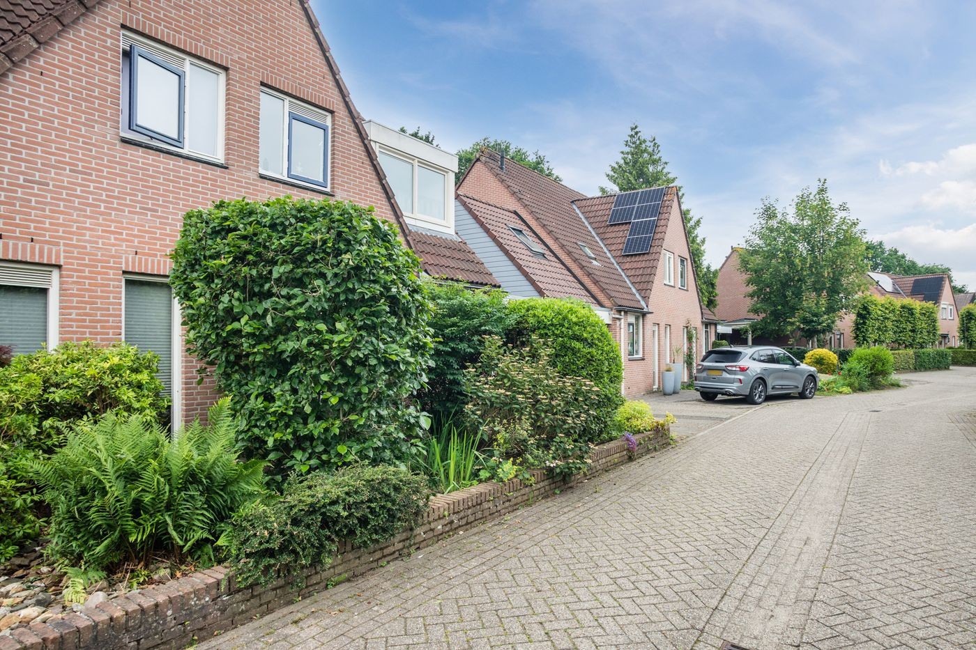 Tussenwoning te koop: Dovenetel 14, Deventer