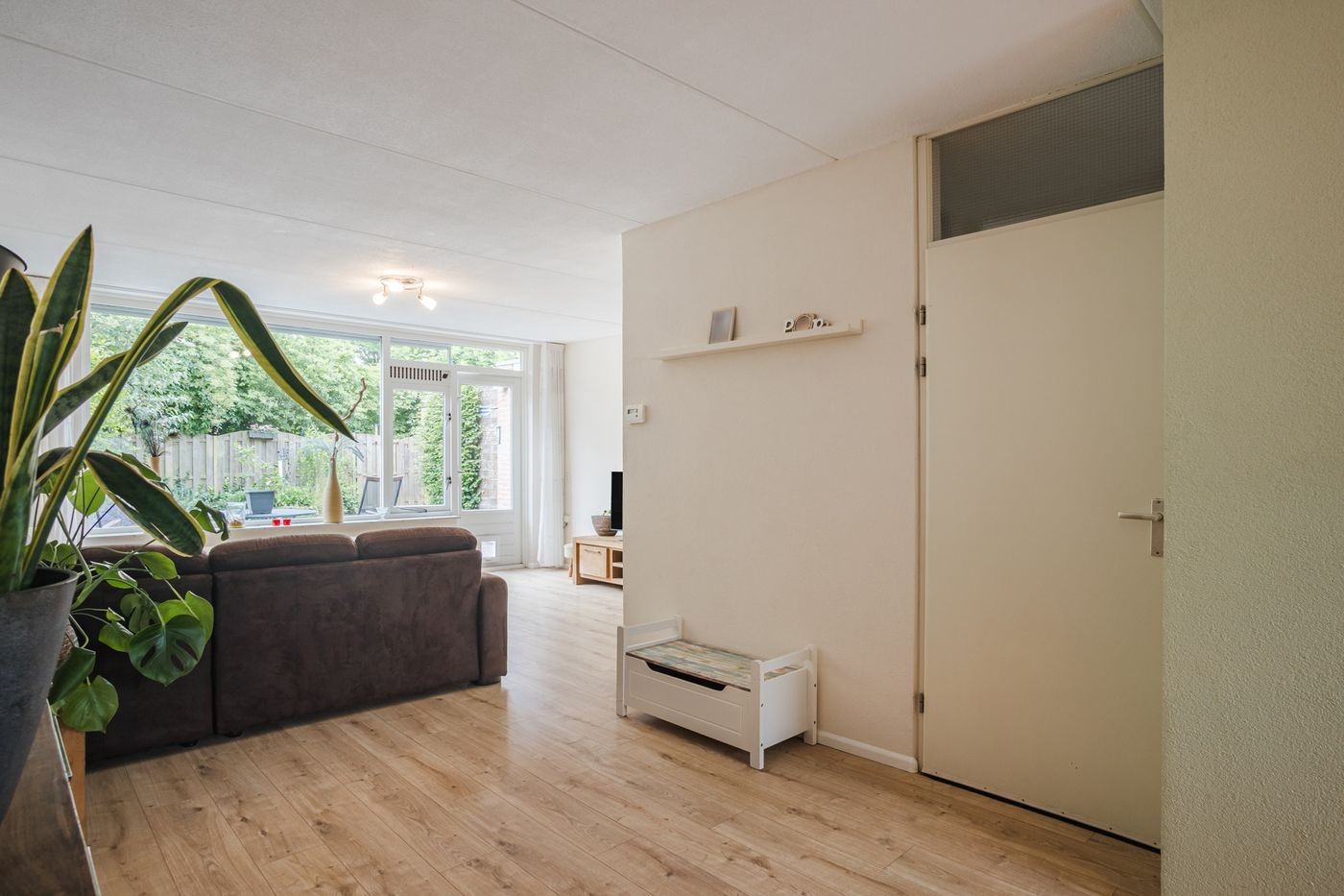 Tussenwoning te koop: Dovenetel 14, Deventer