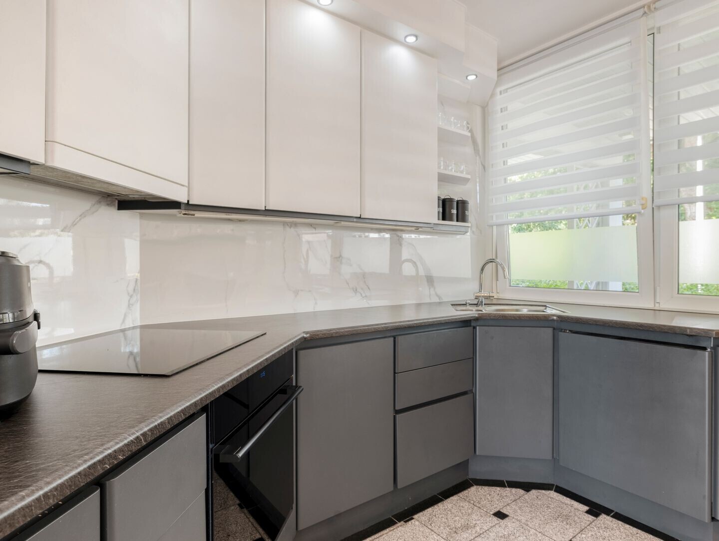 Tussenwoning te koop: Swanenburg 241, Deventer
