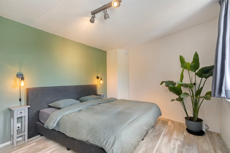 Tussenwoning te koop: Wielewaal 1, Deventer