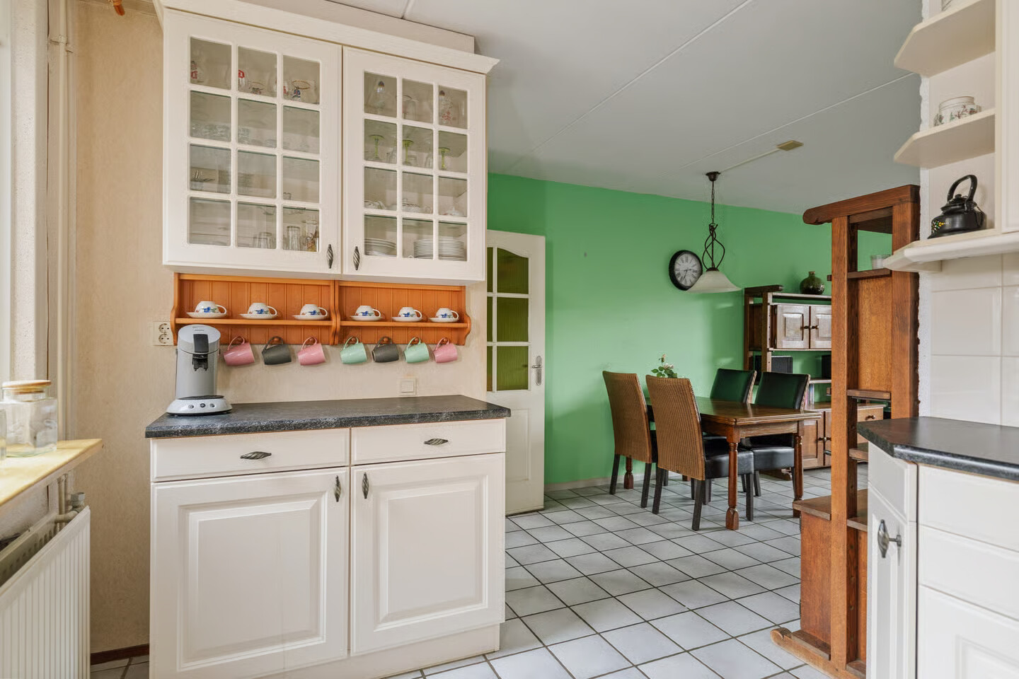 Tussenwoning te koop: Veldhommel 29, Deventer